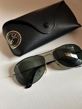 RAY BAN Designer Sunglasses Aviator Cockpit Black POLARIZED NWOT